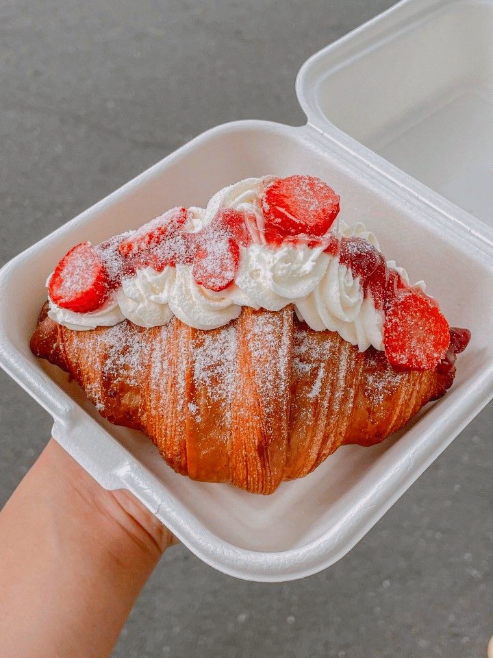 کروسان تازه